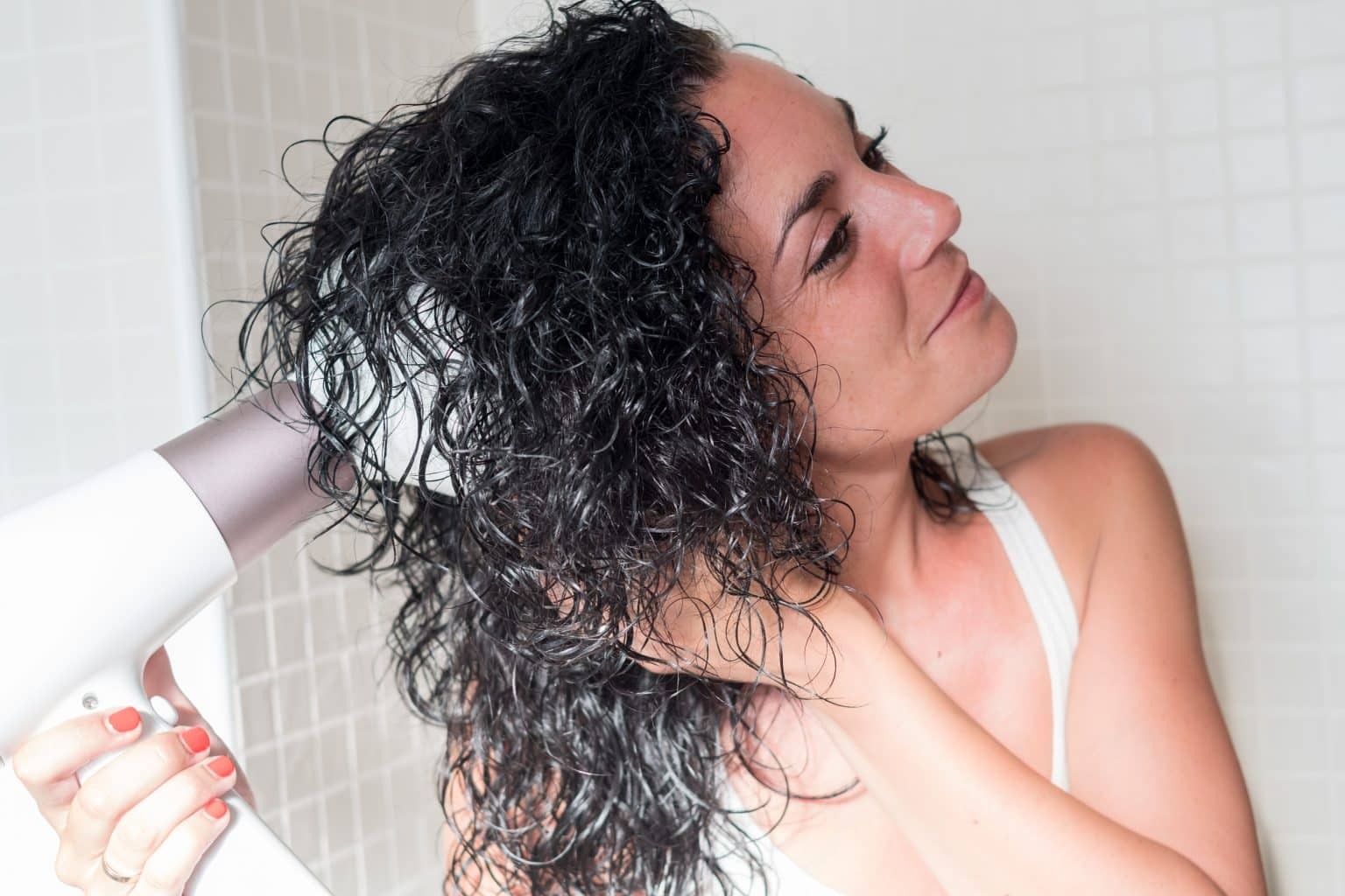5+ Natural Curl Enhancement Hairstyle Ideas for Women: Embrace Your Beautiful Curls in 2025